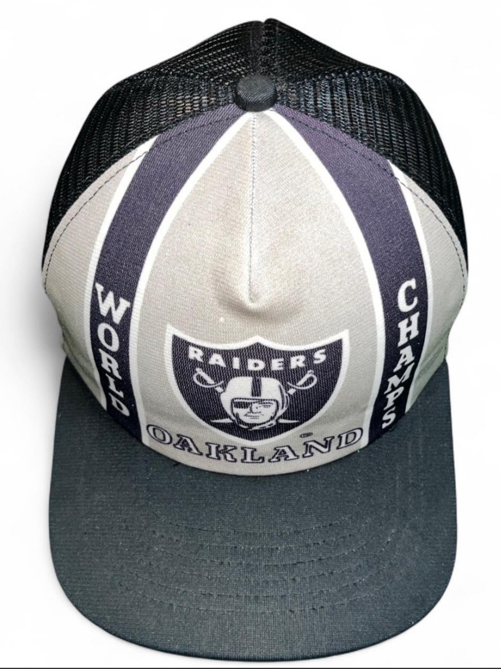 Vintage New Era Rare Lucky Stripes Oakland Raiders World Champs Mesh Trucker Hat